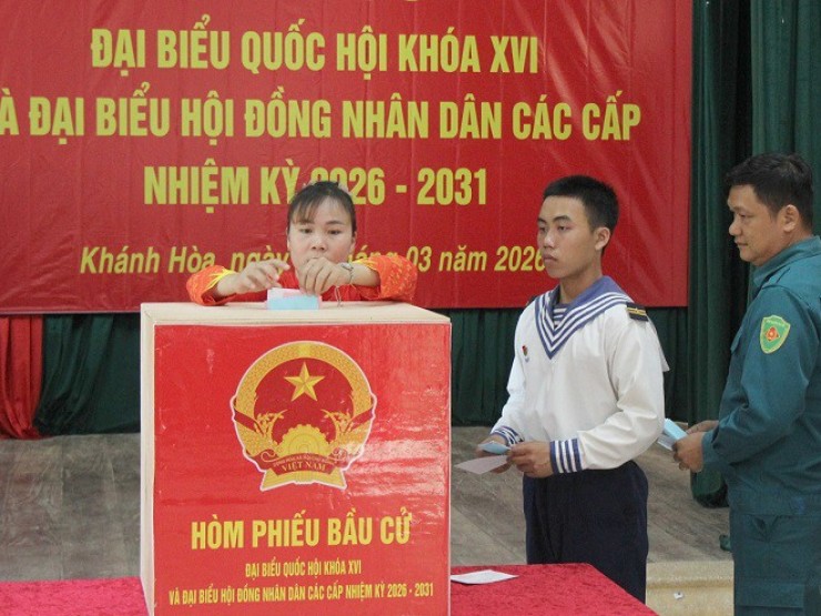 Hình ảnh bầu cử sớm ở đặc khu Trường Sa